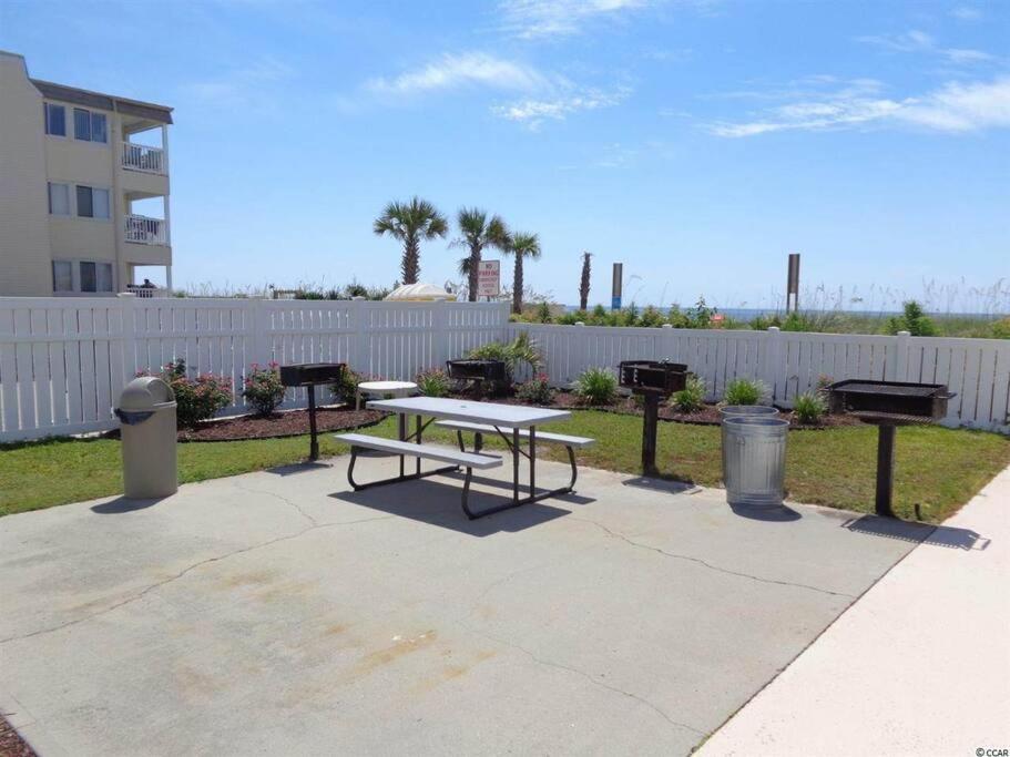 Perfect Location At The Beach! 1St Floor Unit ! Мертл-Біч Екстер'єр фото